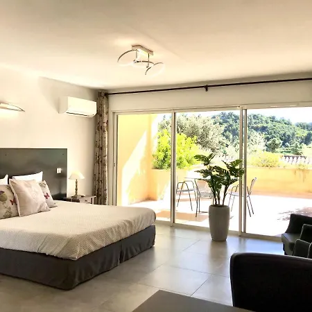 Szálloda Clos Saint-michel & 3*